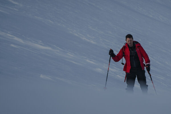 Steve Backshall vs the Vertical Mile